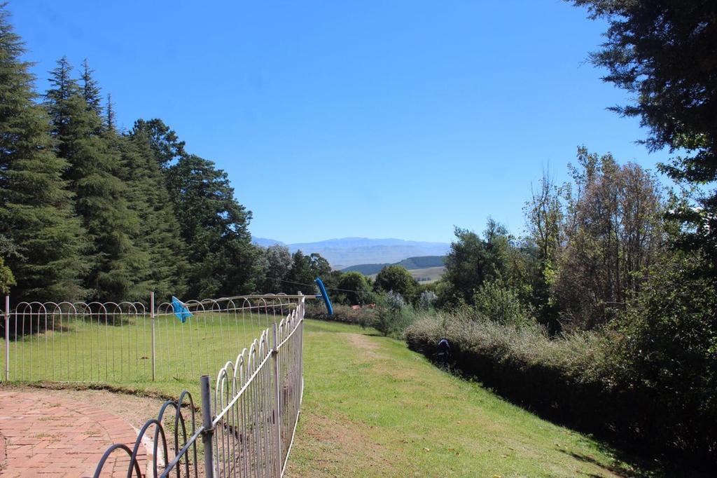 Lairds Lodge Underberg Exterior foto